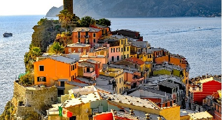 Cinque Terre Vernazza