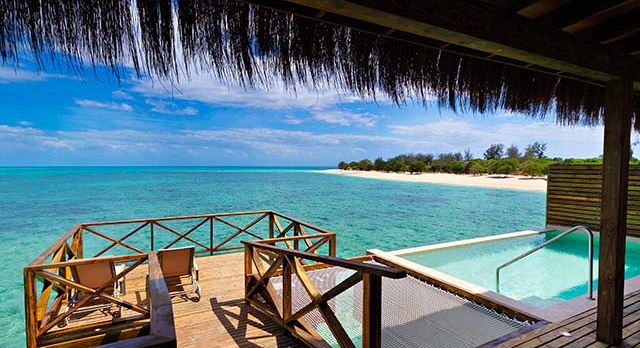 bawe island piscina mare camera