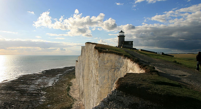 FARO PUNTA 2