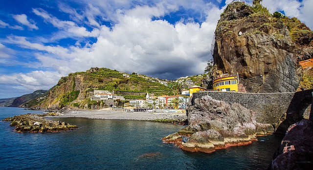 Madeira paesino sul mare